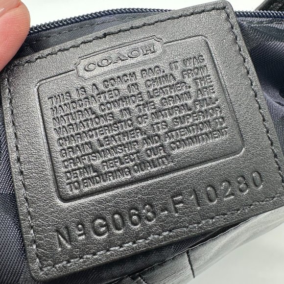 Vintage COACH Legacy Black Leather Hobo Shoulder/Handbag in EVC - Picture 15 of 16